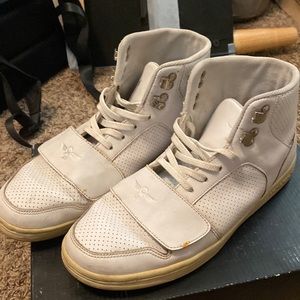 Creative Recreation Borelli